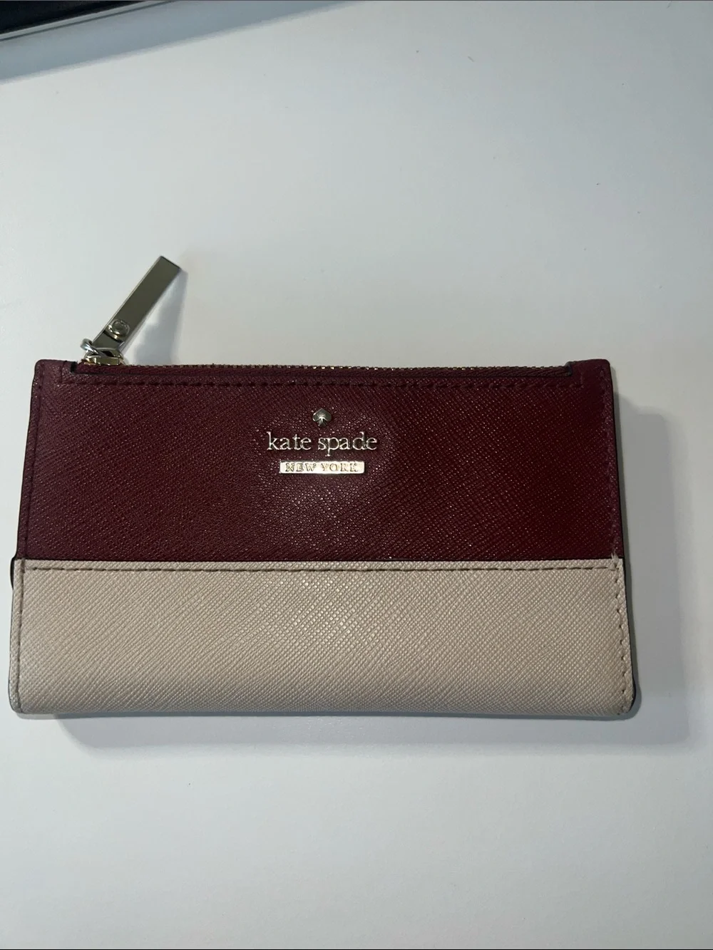 kate spade Two-Tone Burgundy and Cream Zip Card Pouch